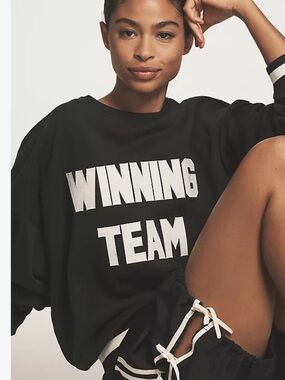 Beach Riot x Anthropologie Winning Team Sweatshirt - sz M New